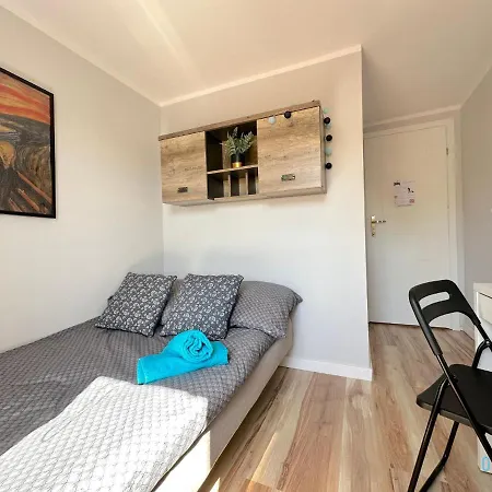 Homestay szállás Munch -10 Minutes To Old Town & Sea *